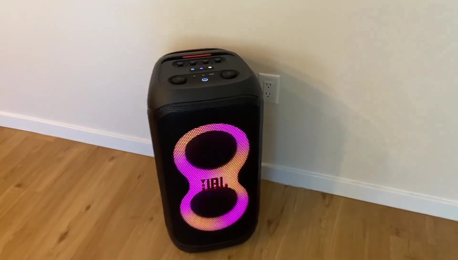 JBL PartyBox 320 portable speaker