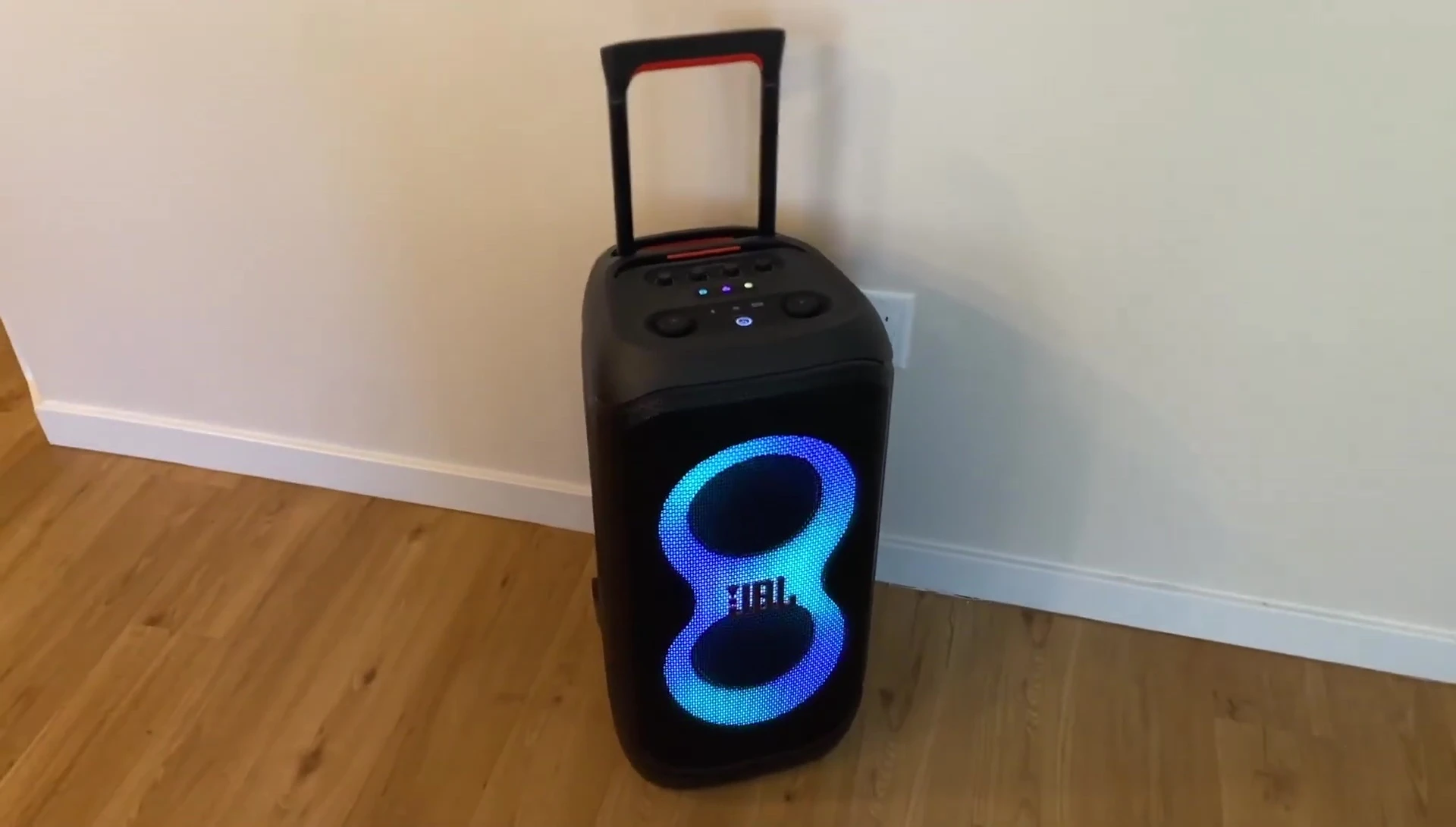 JBL PartyBox 320 portable speaker