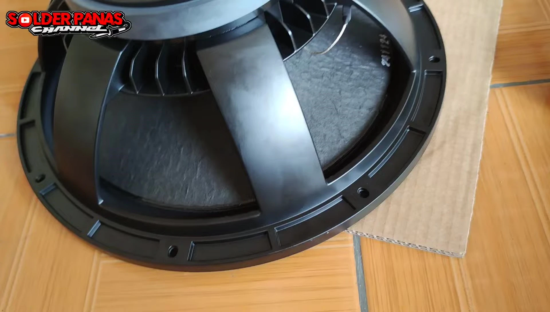 15-inch woofer speaker with waterproof coating