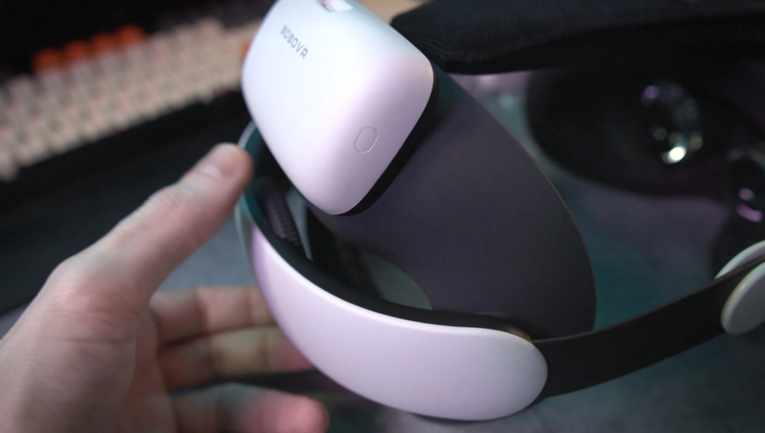 Sleek design of the Bobo VR E3 Pro headstrap