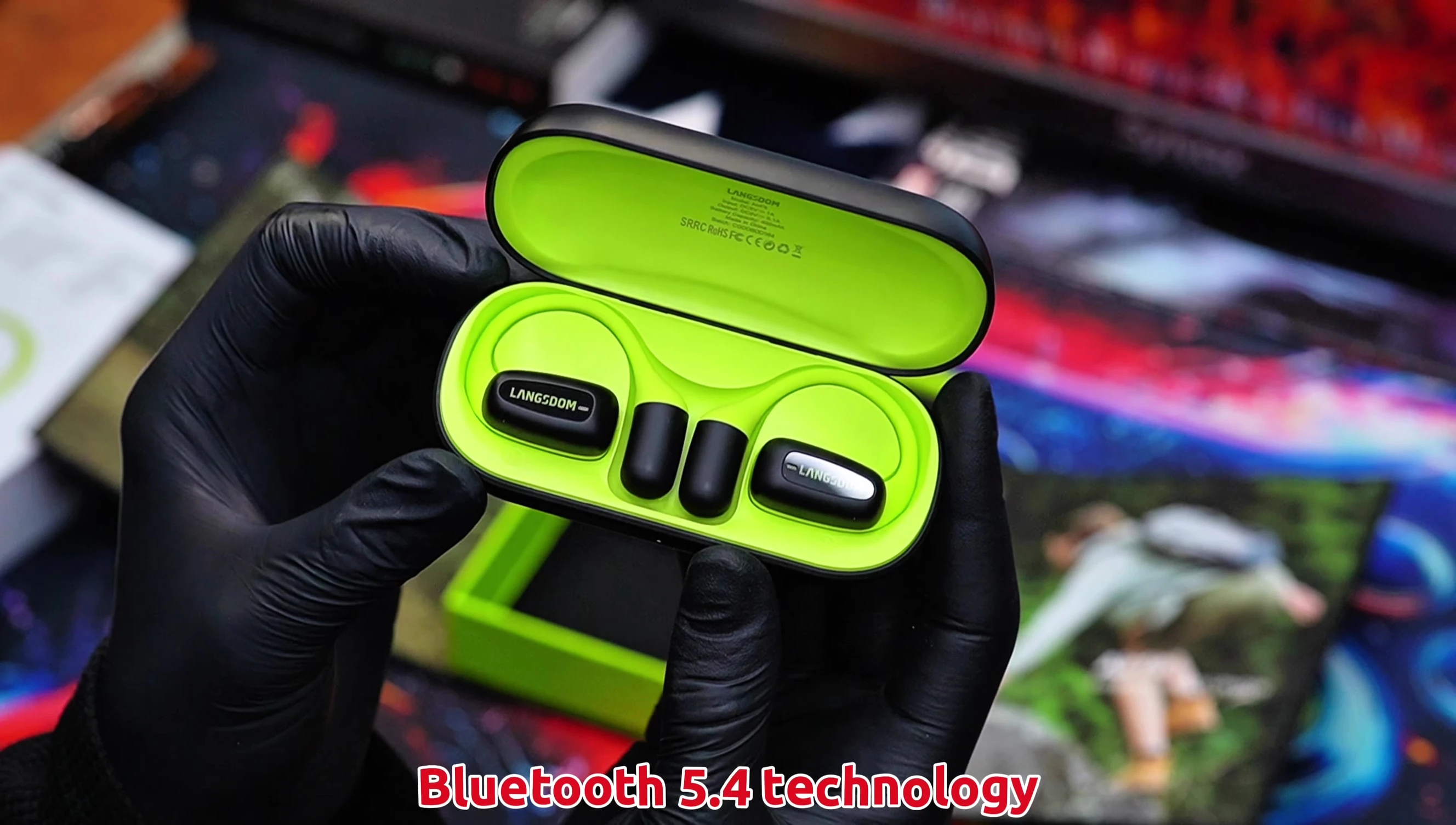 Image highlighting the Bluetooth 5.4 technology.