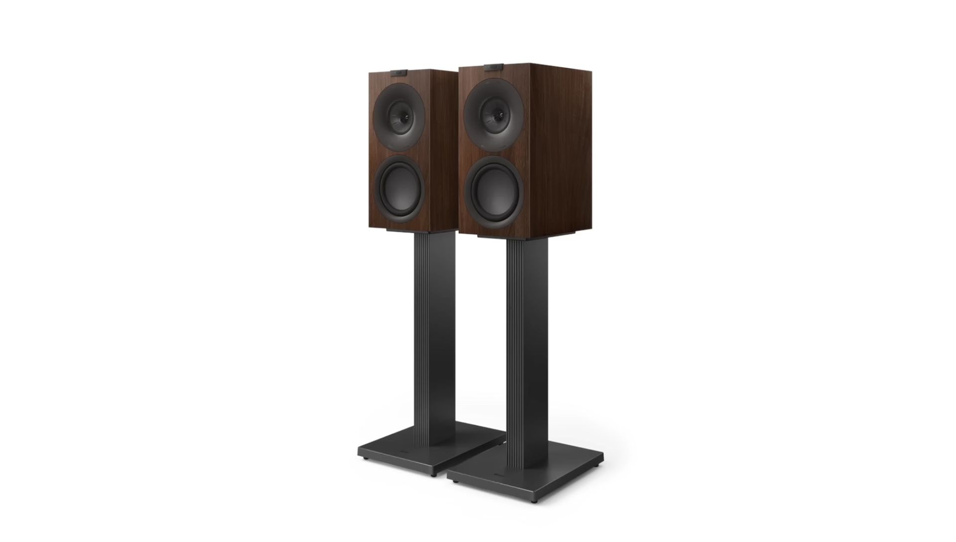 Another comparison graph highlighting differences in frequency response among KEF speakers