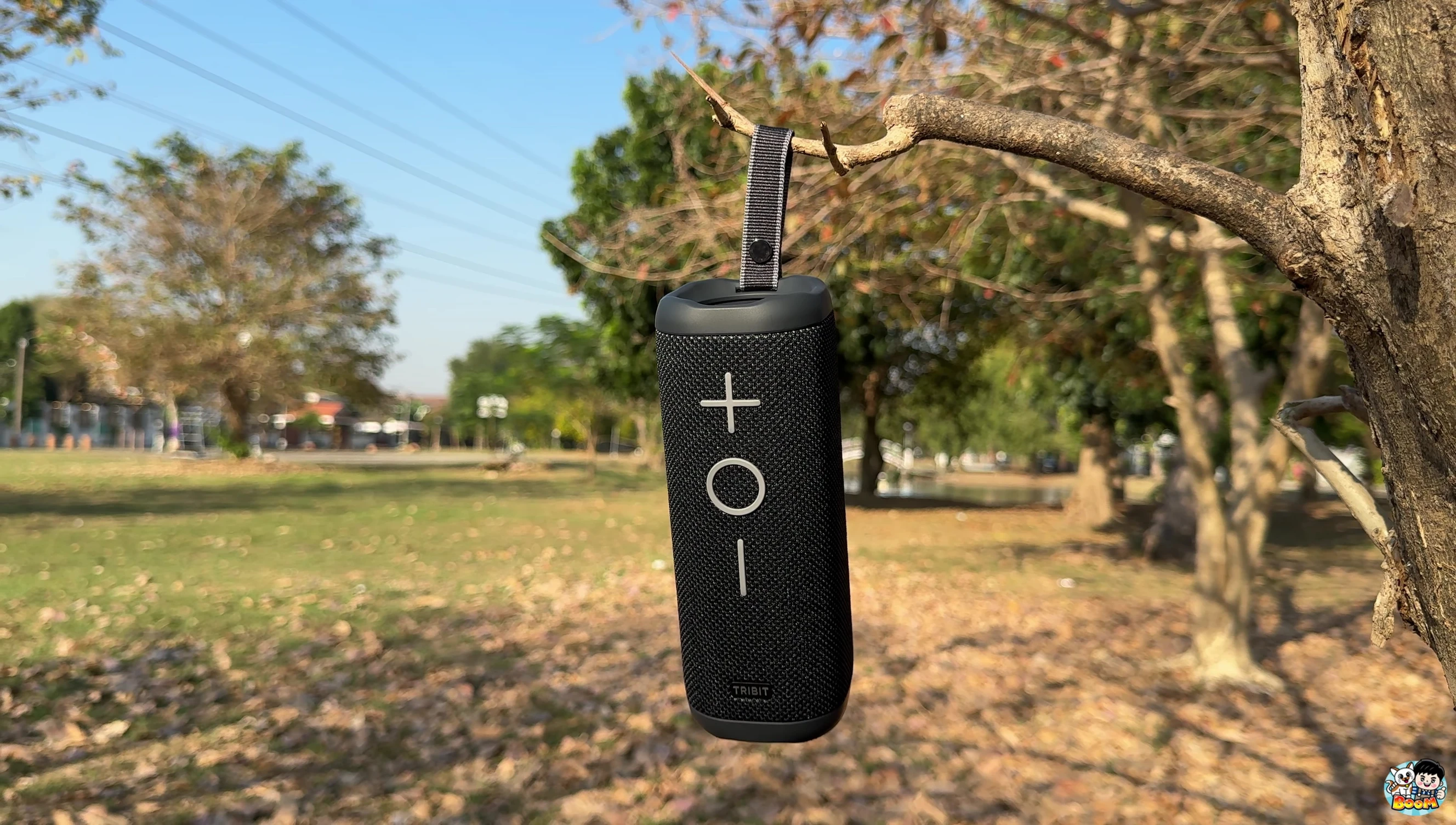 Overall shot of the speaker