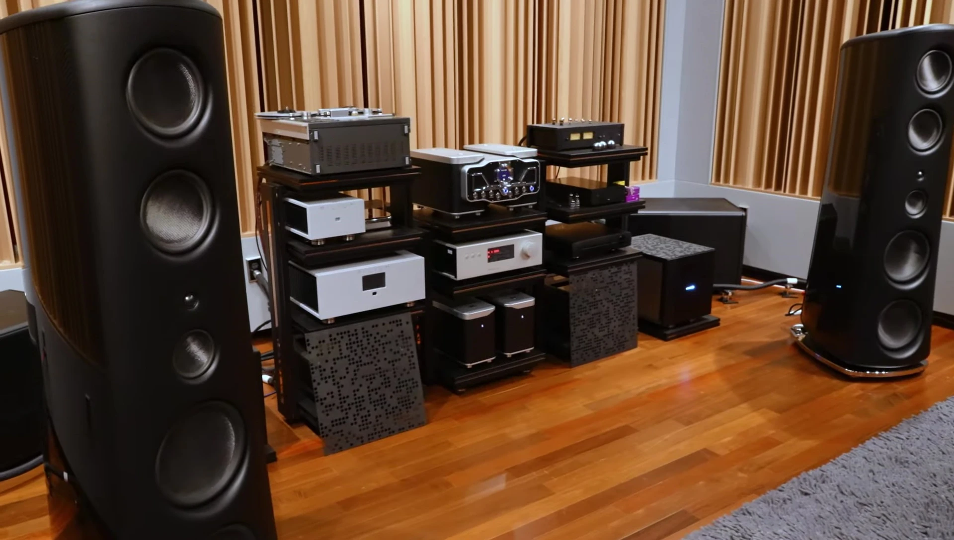 Visual representation of the speaker's exceptional sound staging.