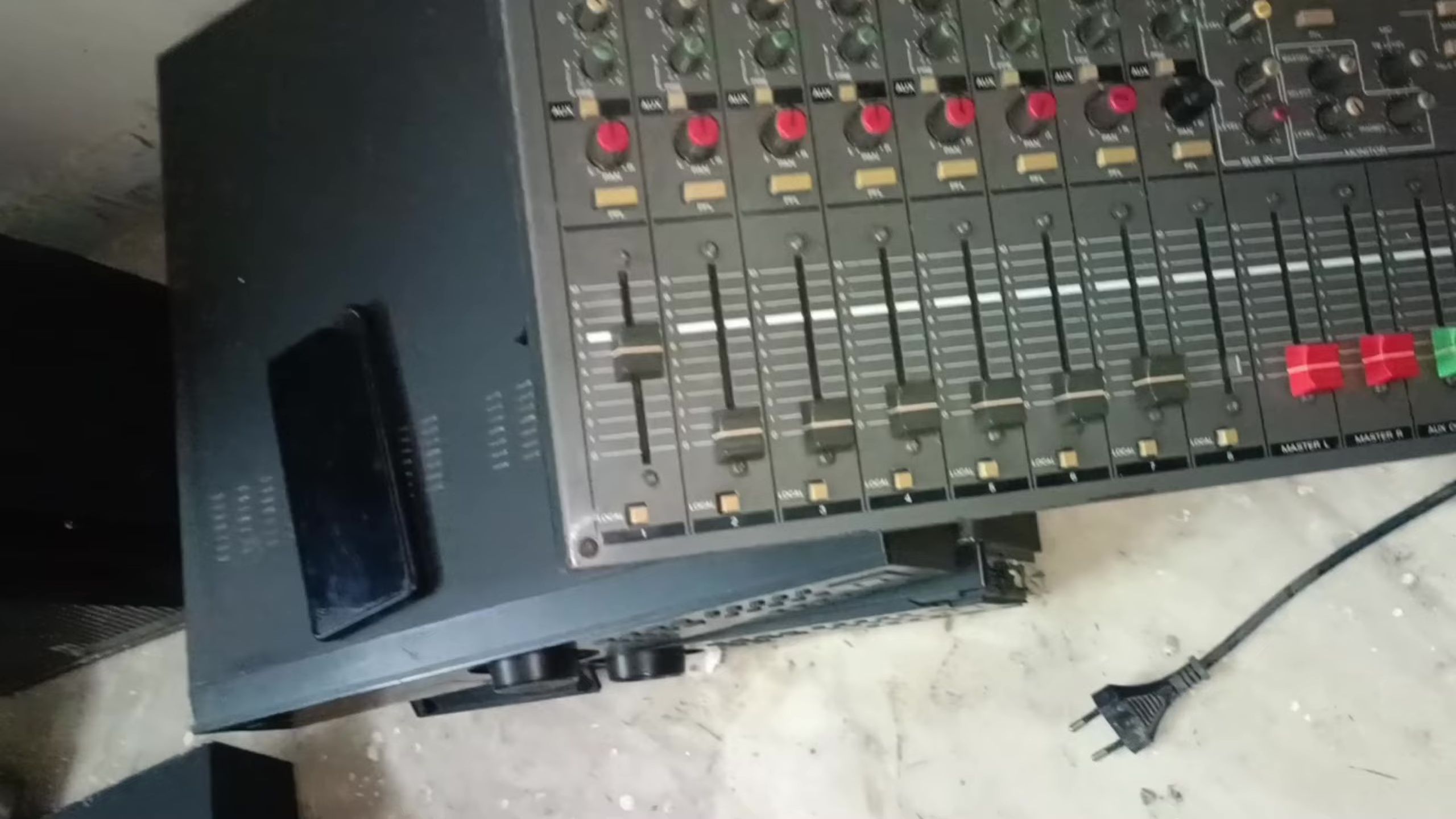 DJ Equalizer