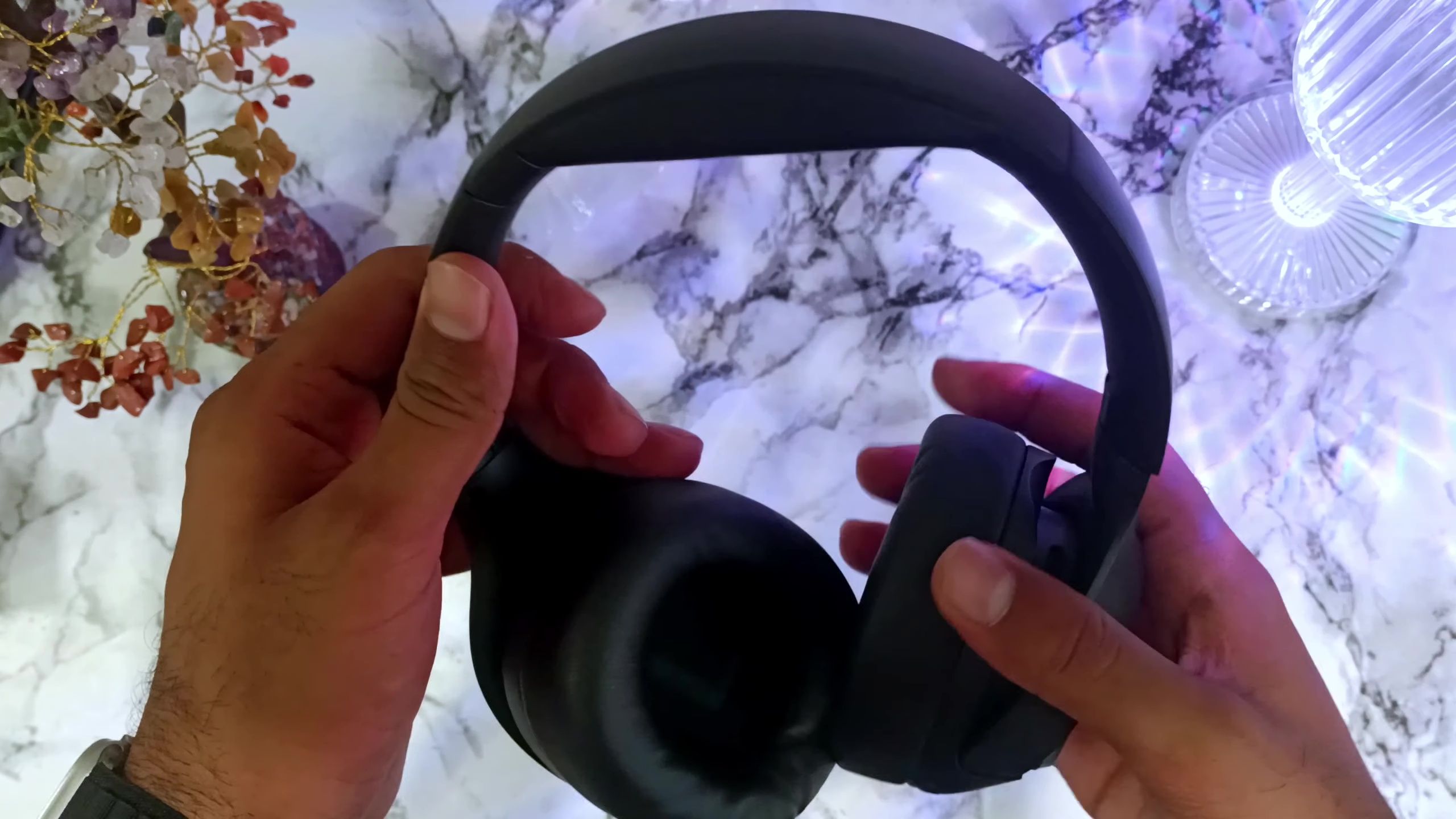 Close-up of the earcup and headband padding.