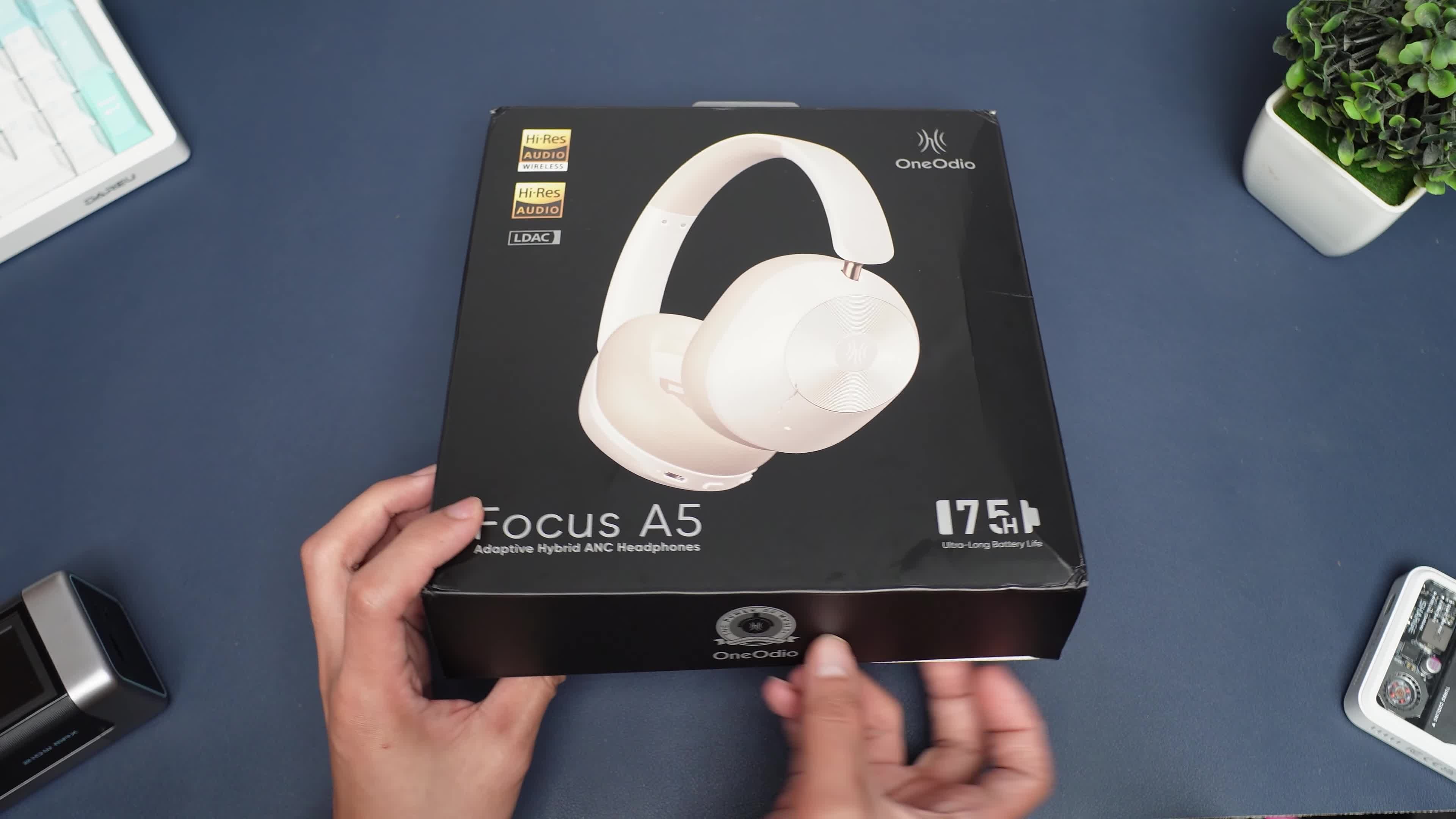 OneOdio Focus A5 headphones in their packaging