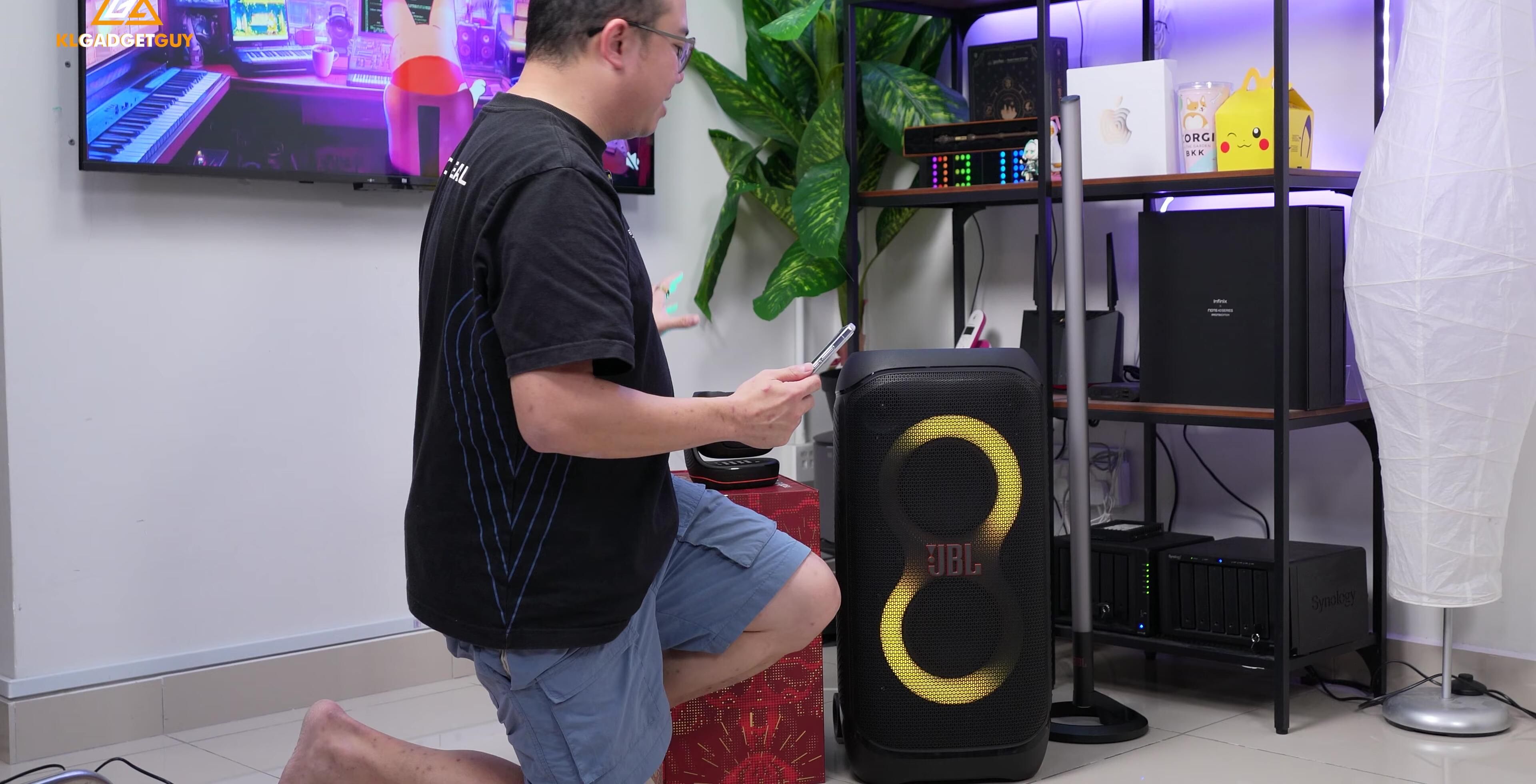 JBL PartyBox Stage 320 with Party Light Stick and Party Light Beam