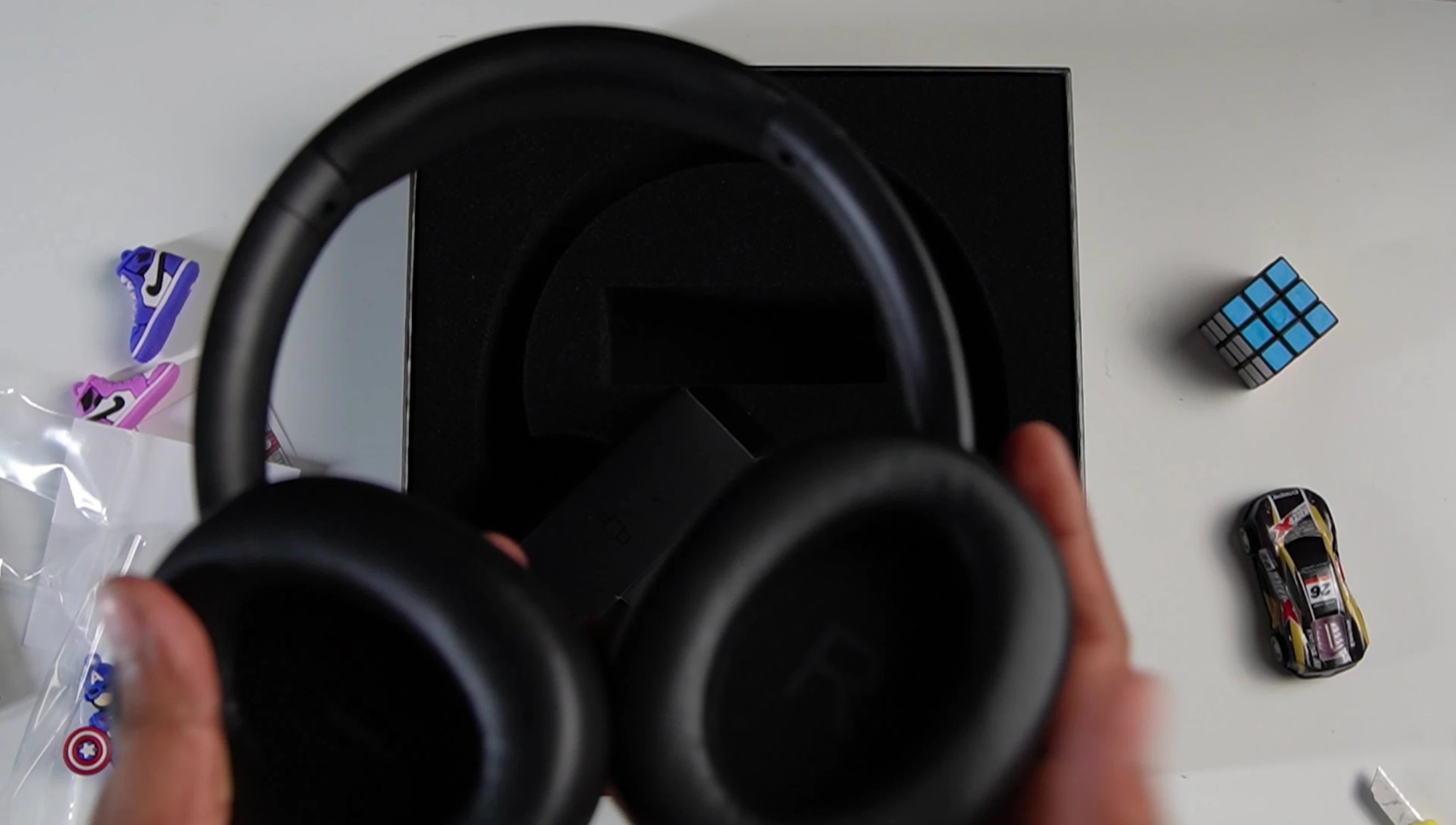 Close-up of the earcup cushioning