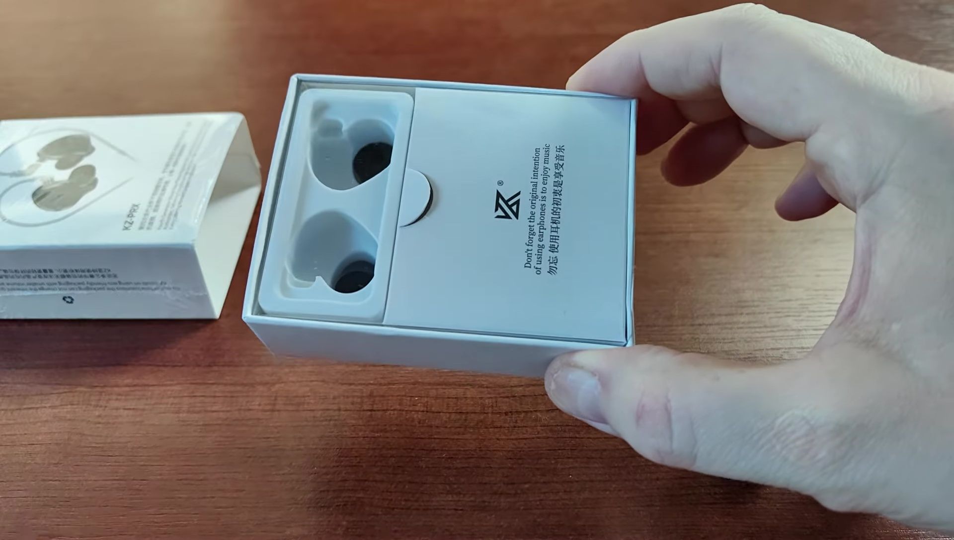 The KZ PRX packaging showing the included accessories.