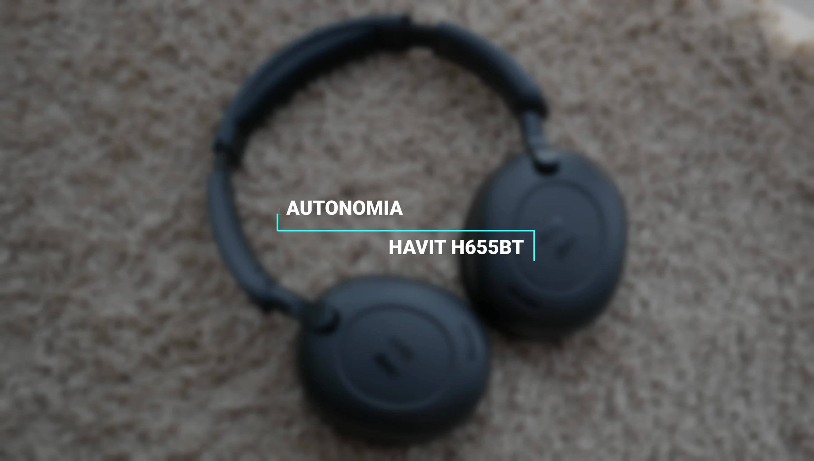 Image related to the long battery life of the headset.