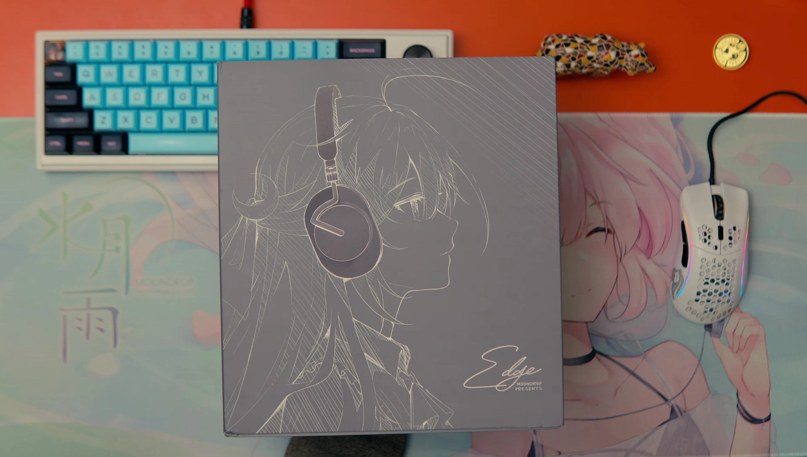 Moondrop Edge box with anime-style illustration