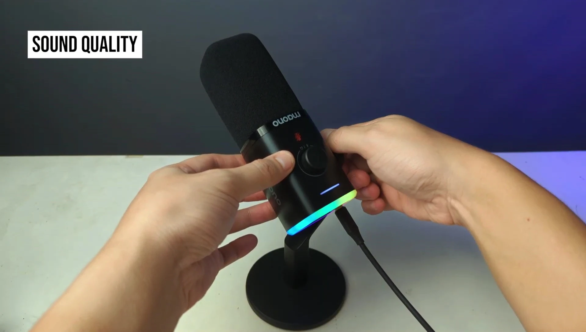 The Maono PD100X capturing clear audio