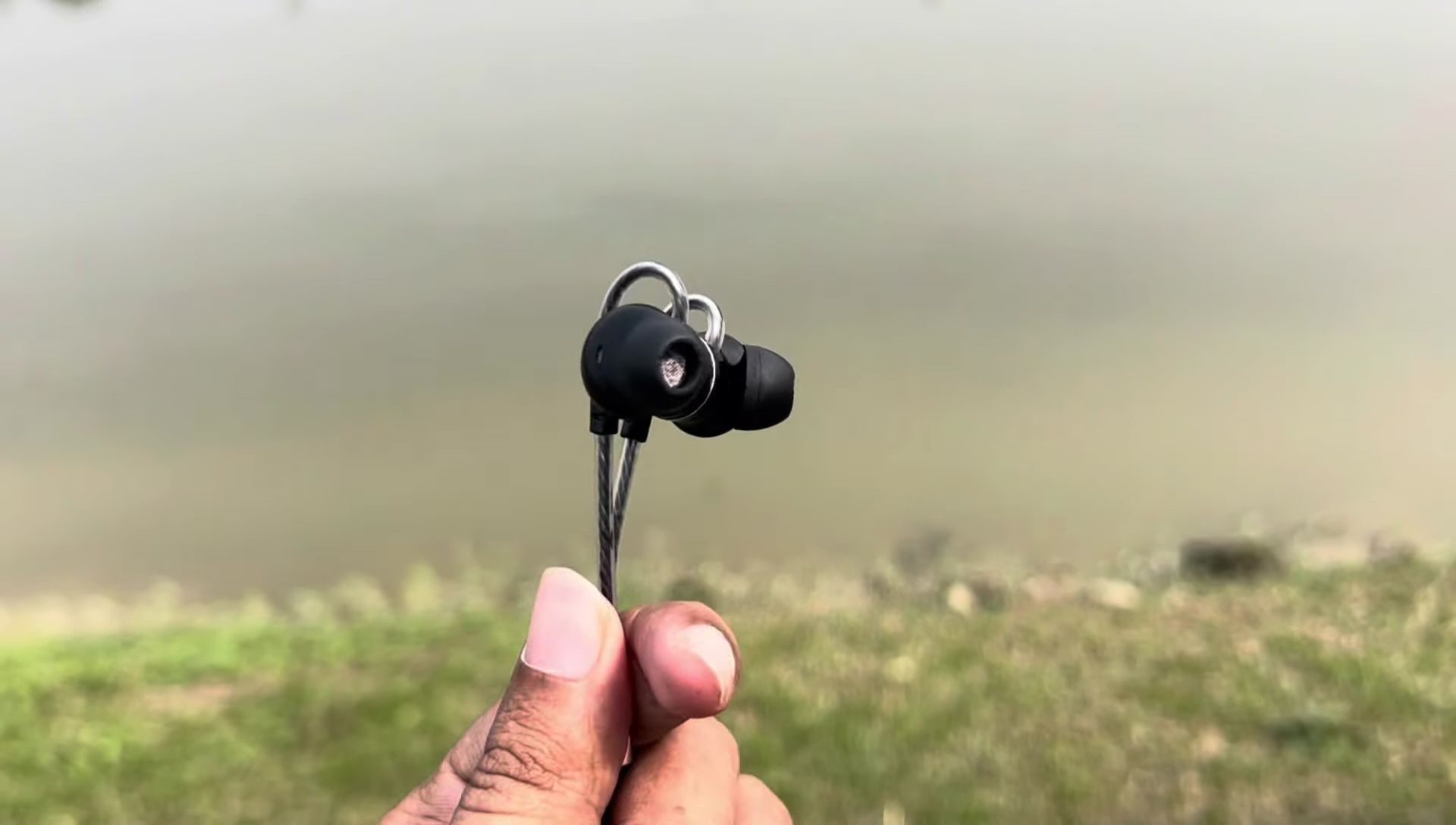 DM10 earphones on ears