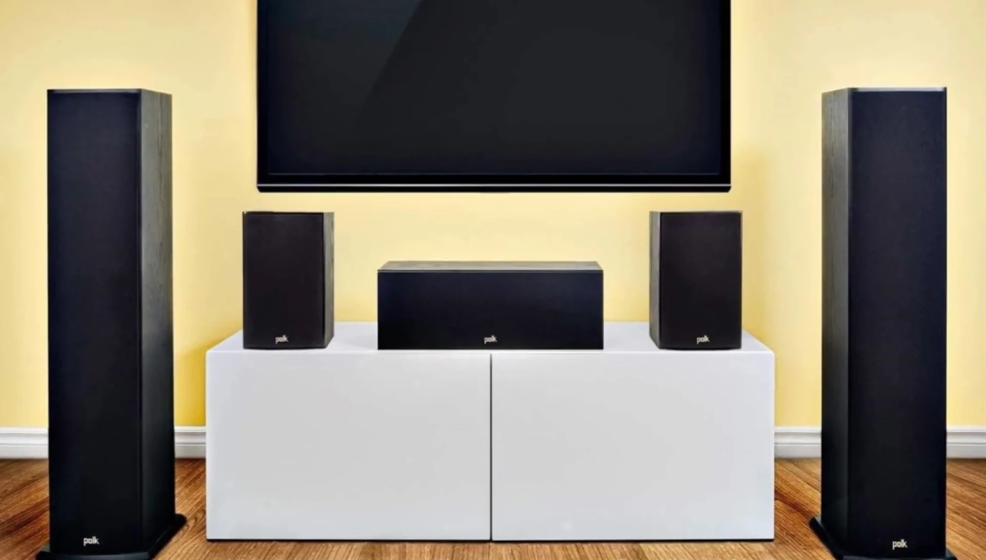 Overview of all five bookshelf speakers