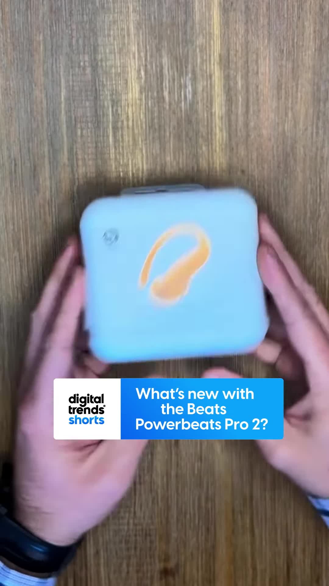 Screen displaying the key features of the Beats PowerBeats Pro 2, including noise cancellation and transparency modes.