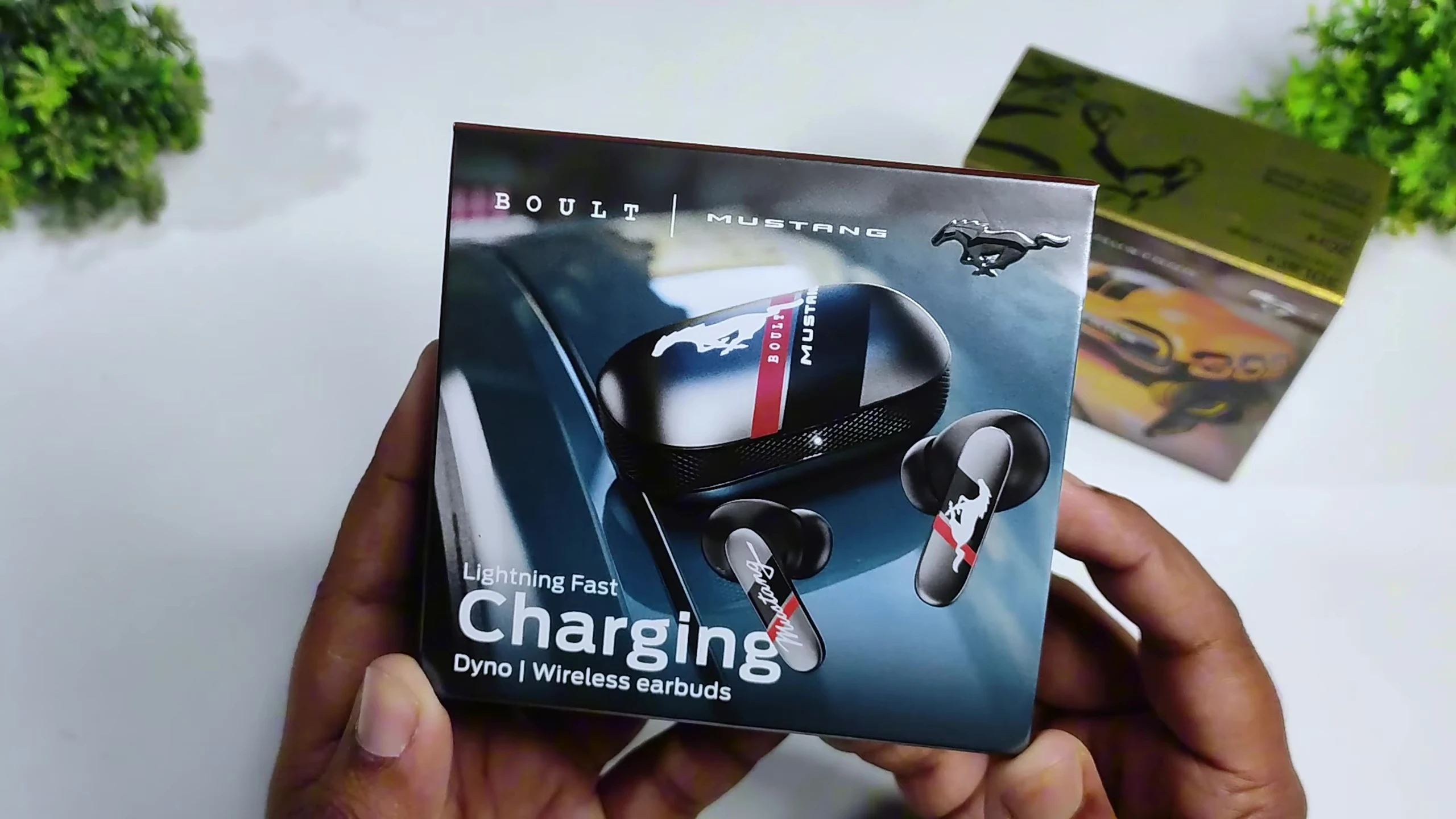 BOULT Mustang Dyno box packaging