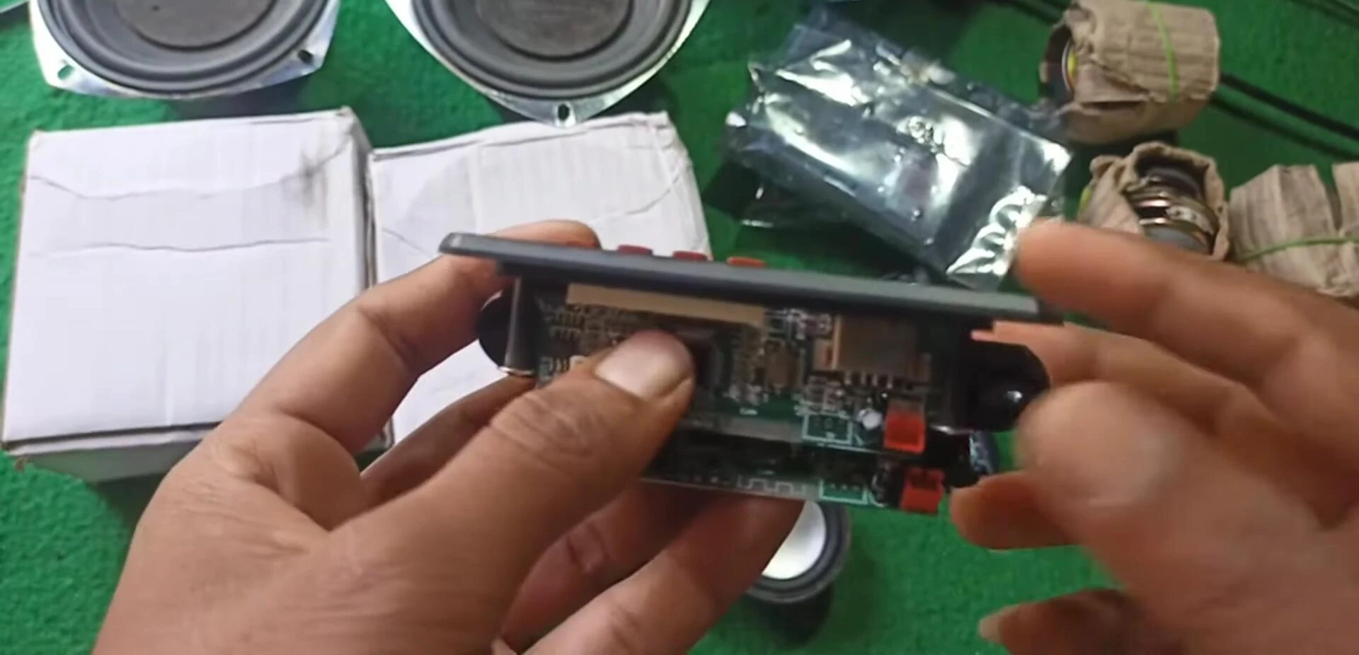 The working Bluetooth panel from a different shop.