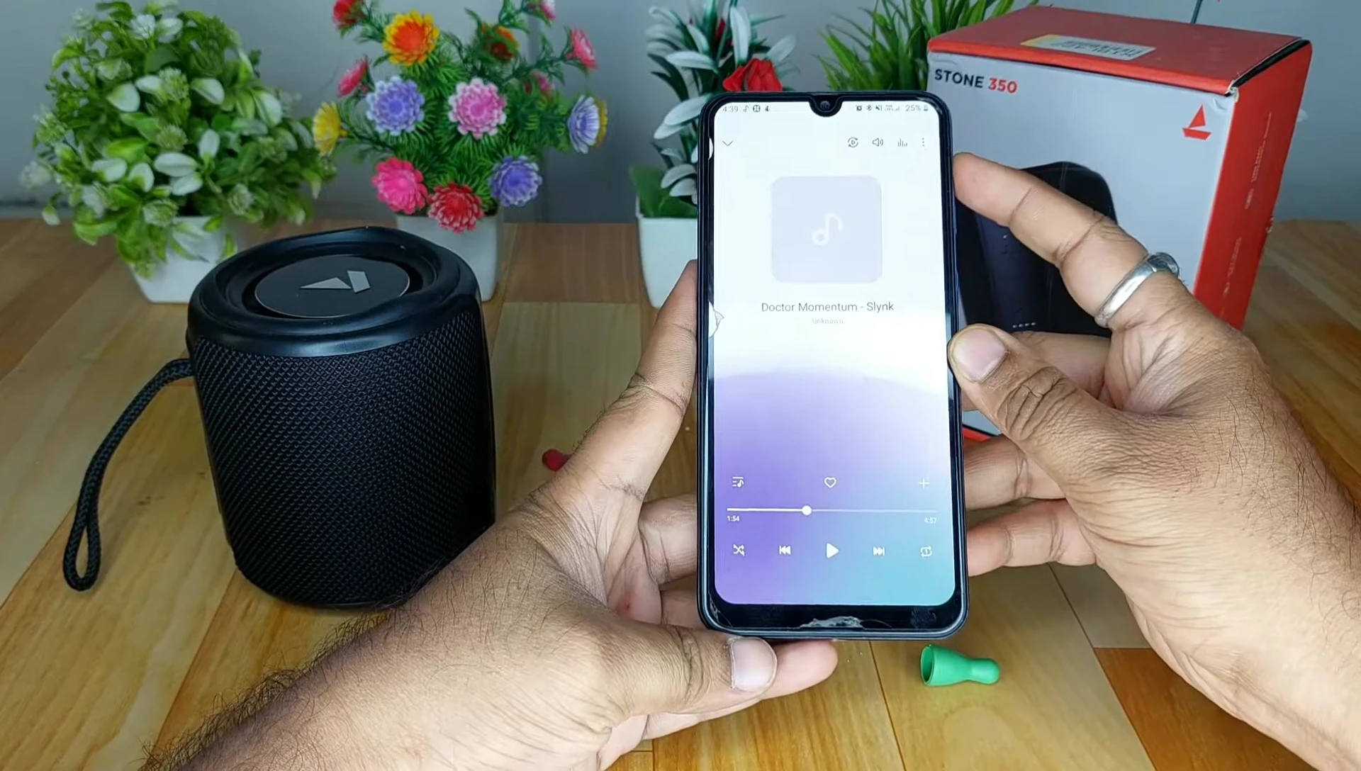 Battery level shown as 100% after playing a song