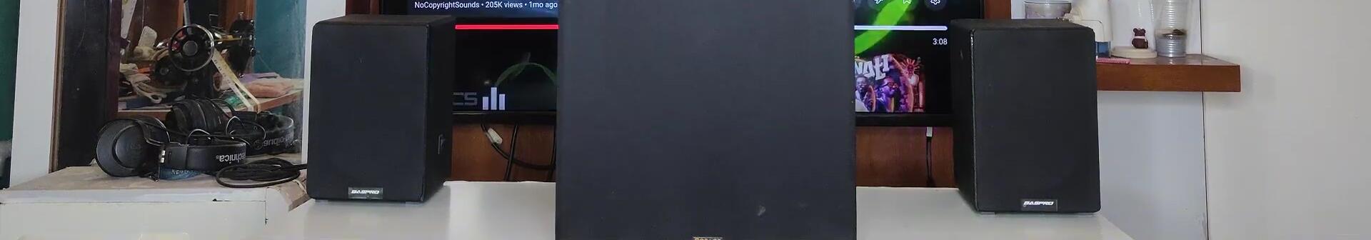 Screenshot during the bass frequency sweep test