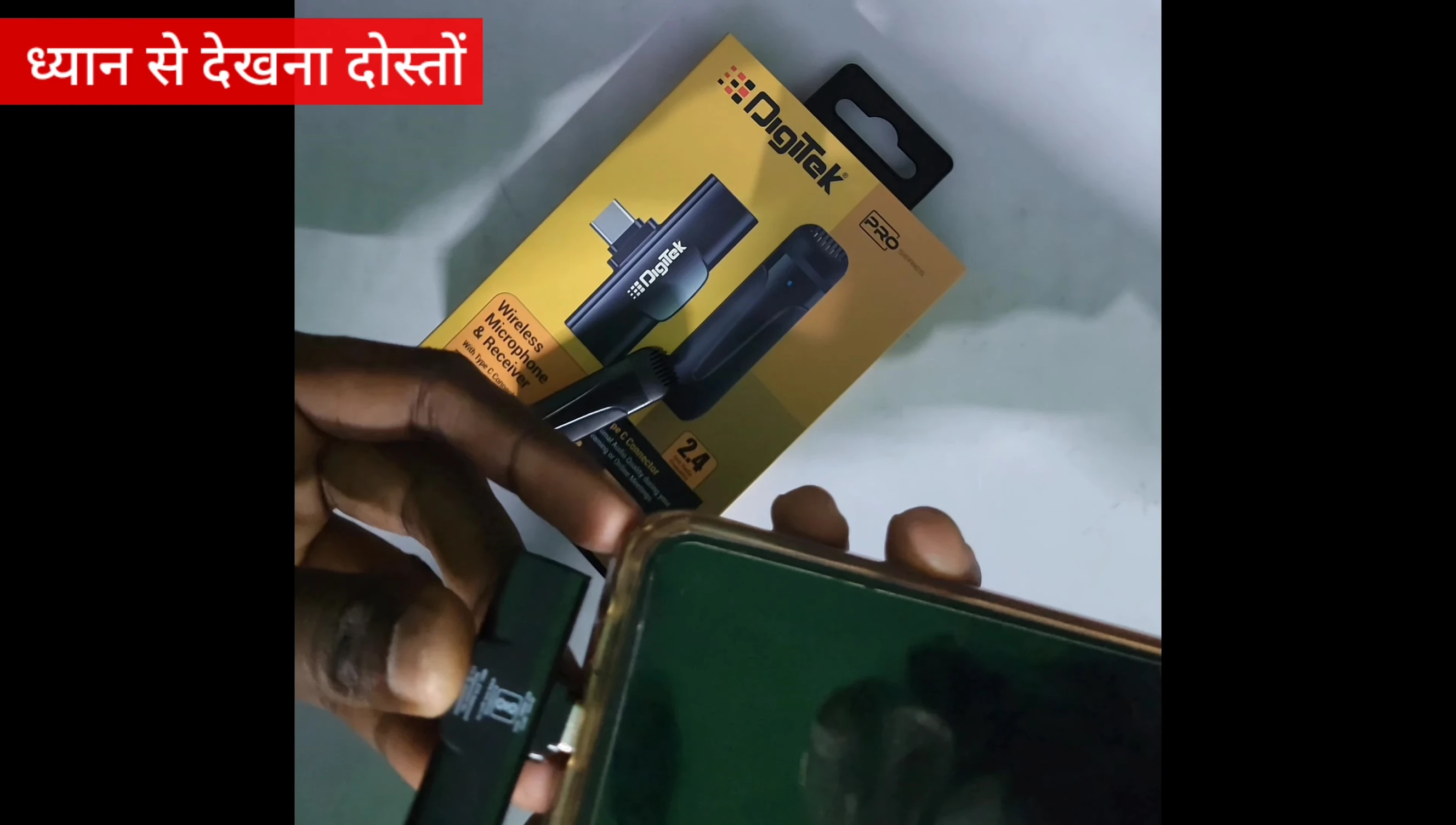 Connecting the receiver to a smartphone.