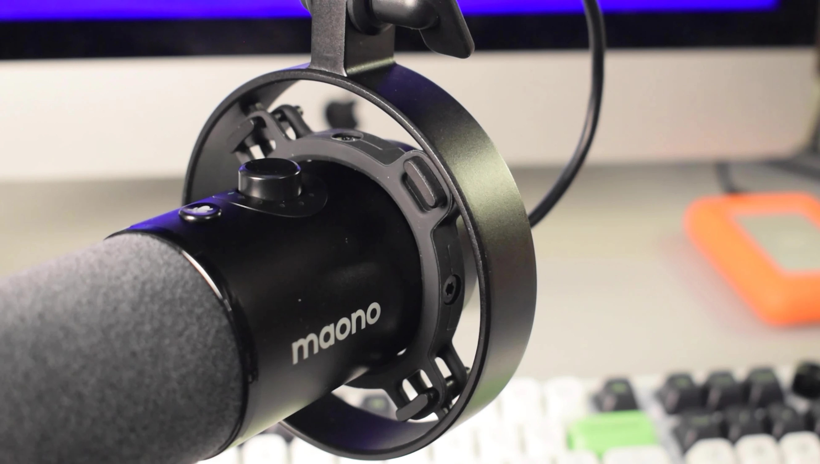 Close-up of the microphone's metal shock mount