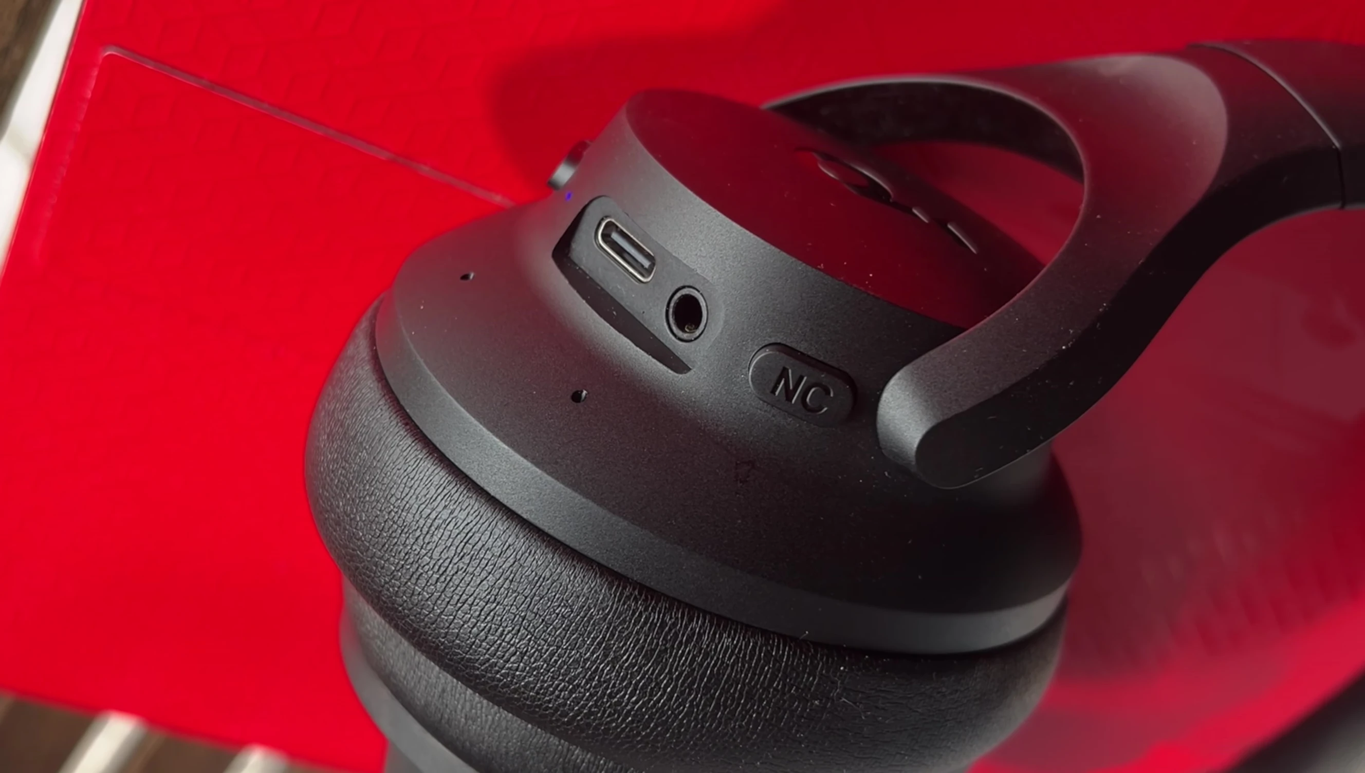 Noise cancellation button on the headphones