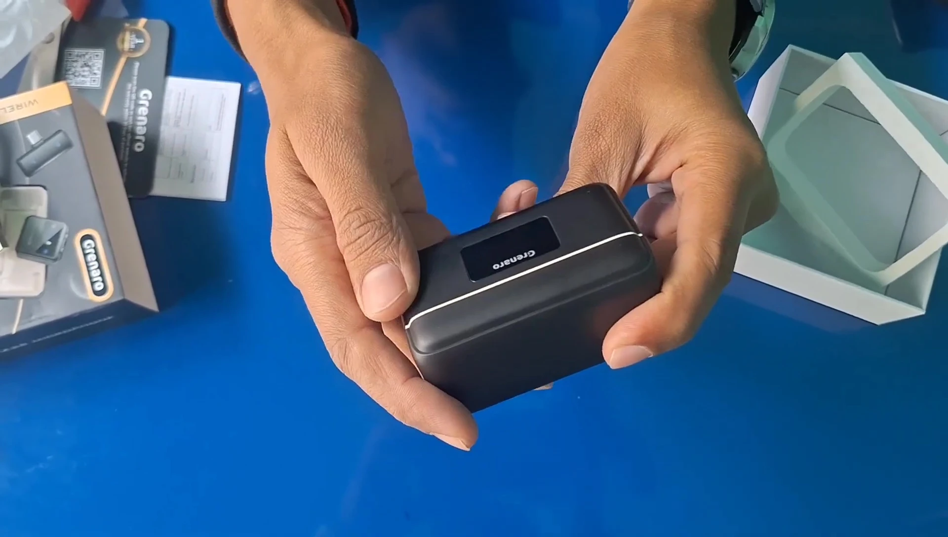 Close-up of the microphone with display and Type-C port