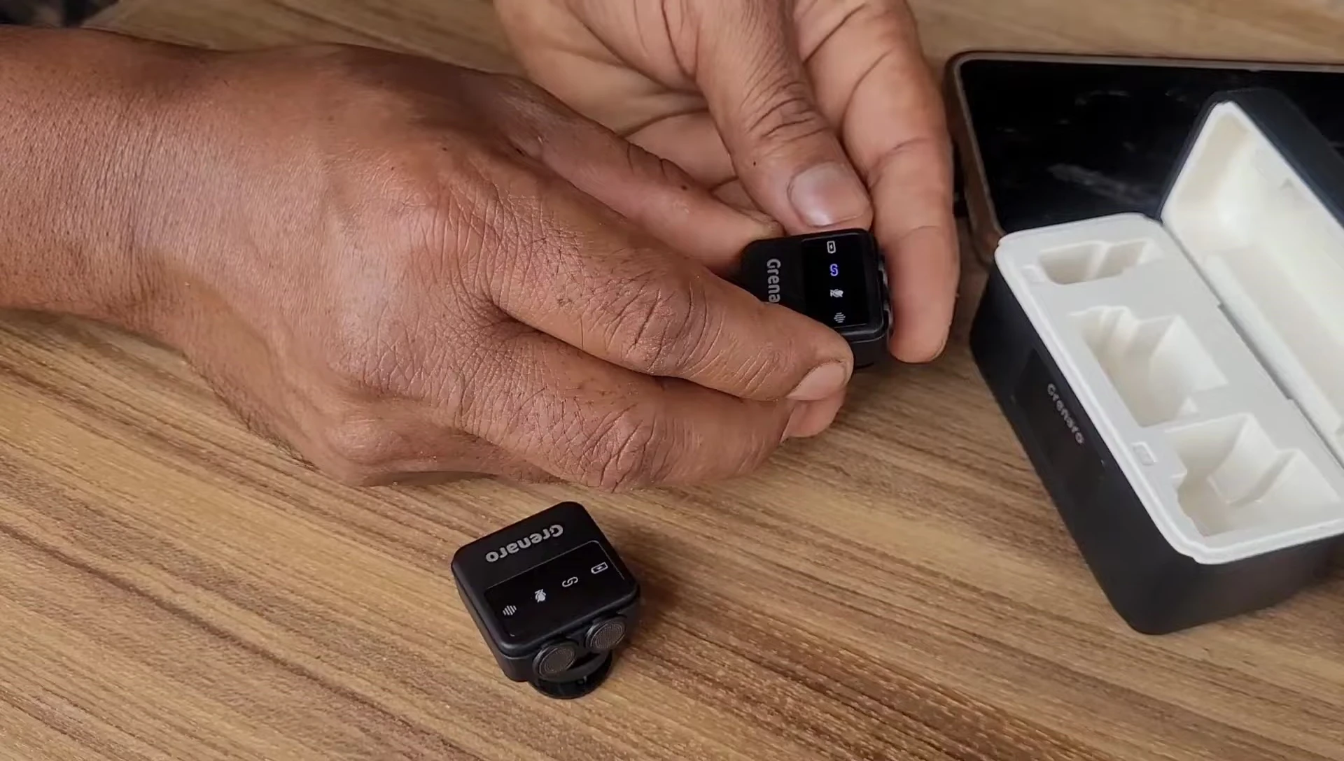 Demonstrating the mute button functionality