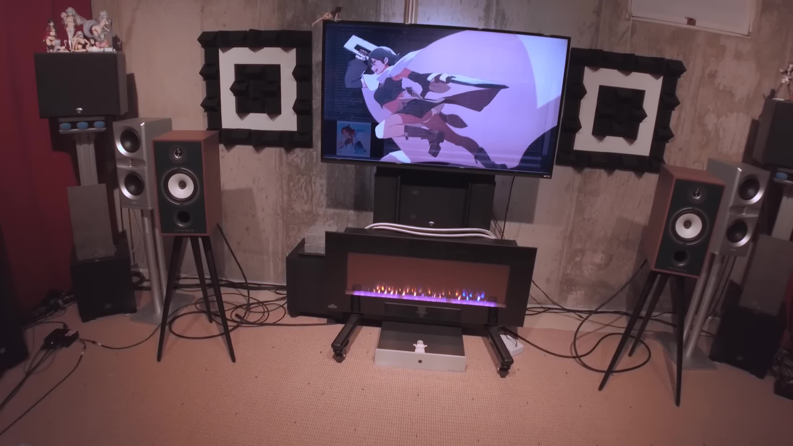 Close-up of the Triangle Borea BR04 speakers, highlighting their price tag.