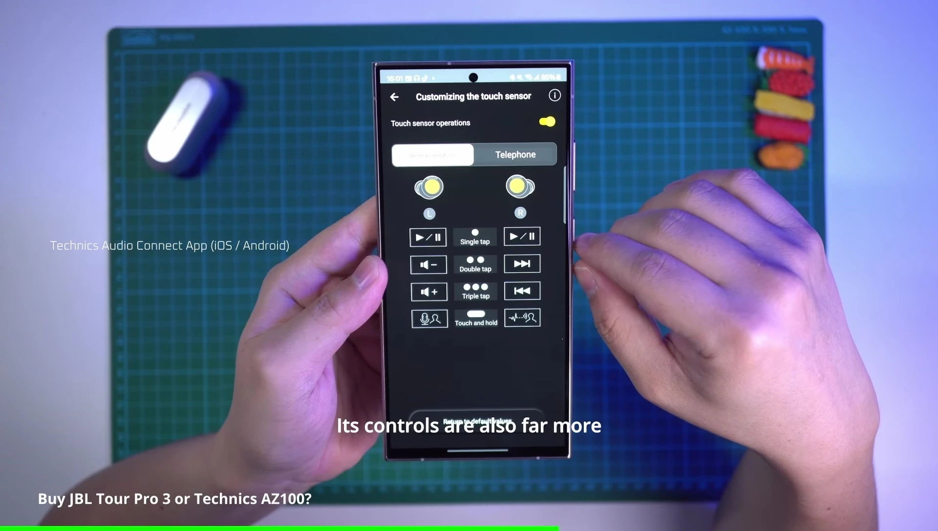 Image highlighting the customizable controls of the Technics AZ60
