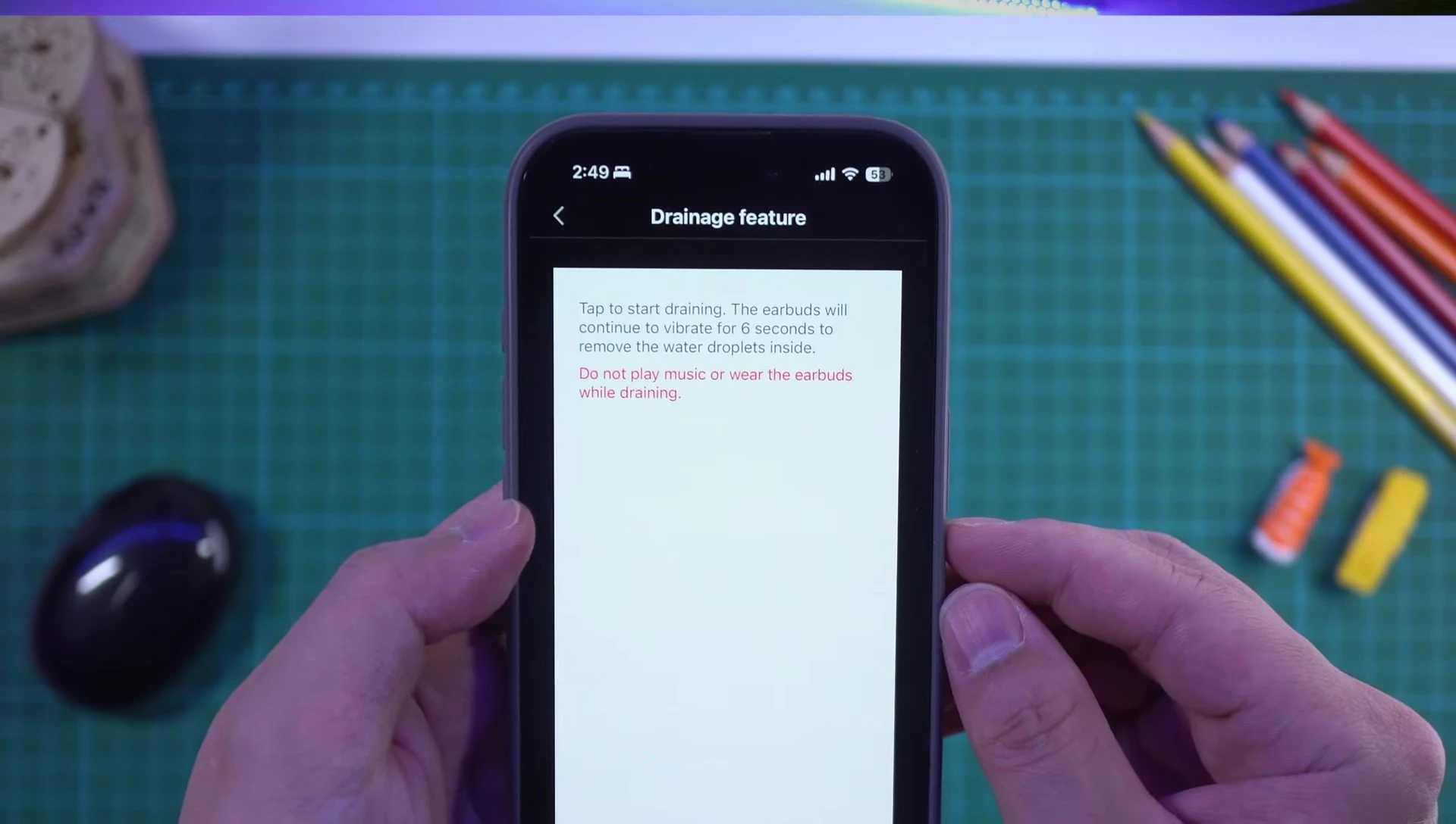 Screenshot of battery life indicators.