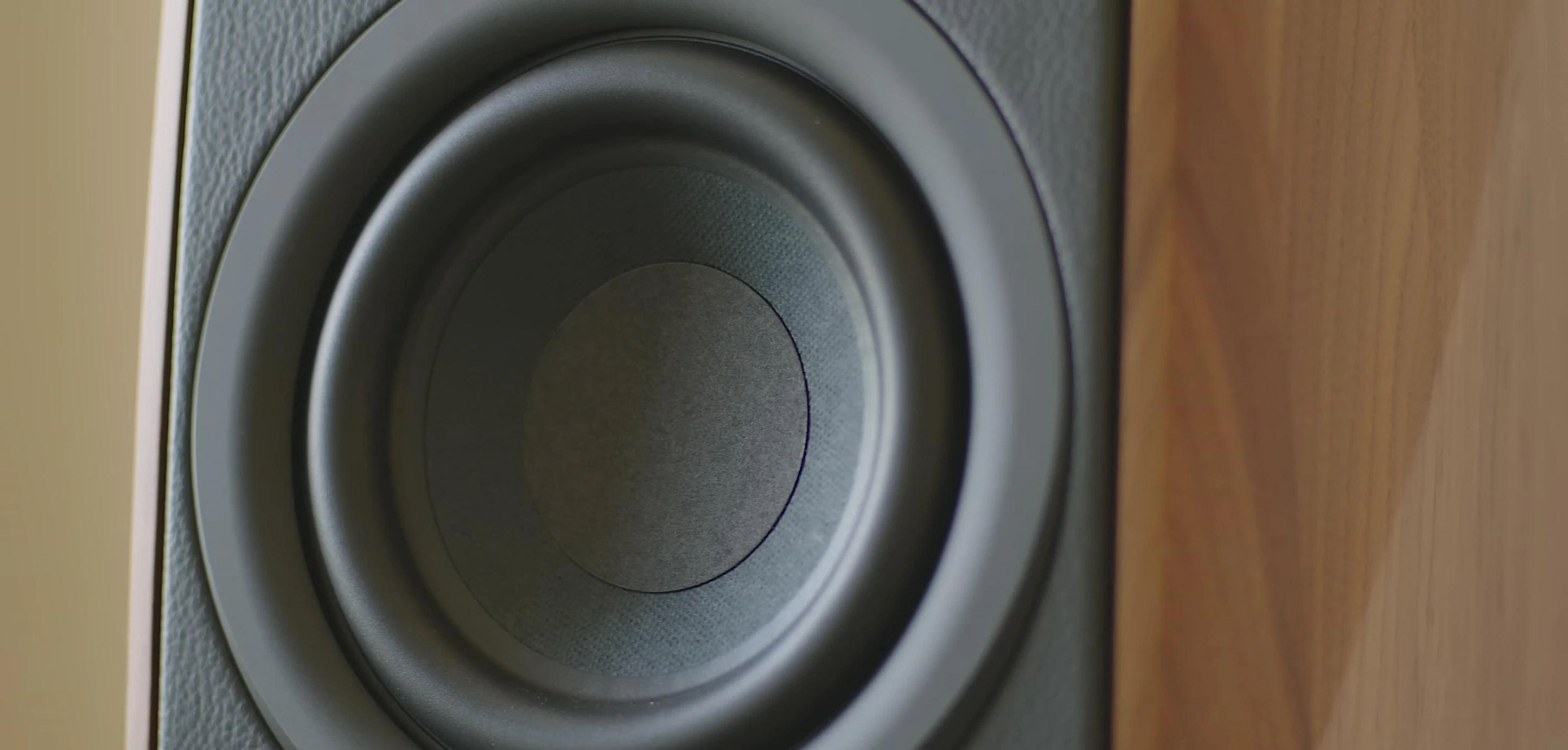 Close-up of the Concertino G4's cork enclosure.
