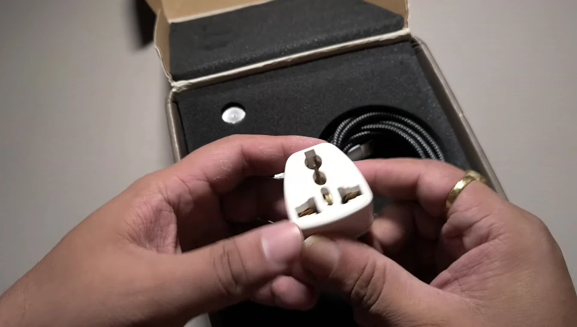 Accessories included with the RT-5000