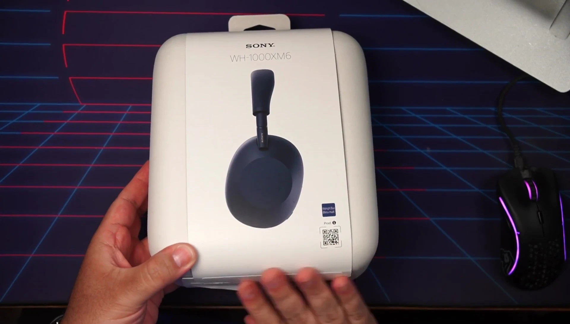 Sony WH-1000XM6 packaging