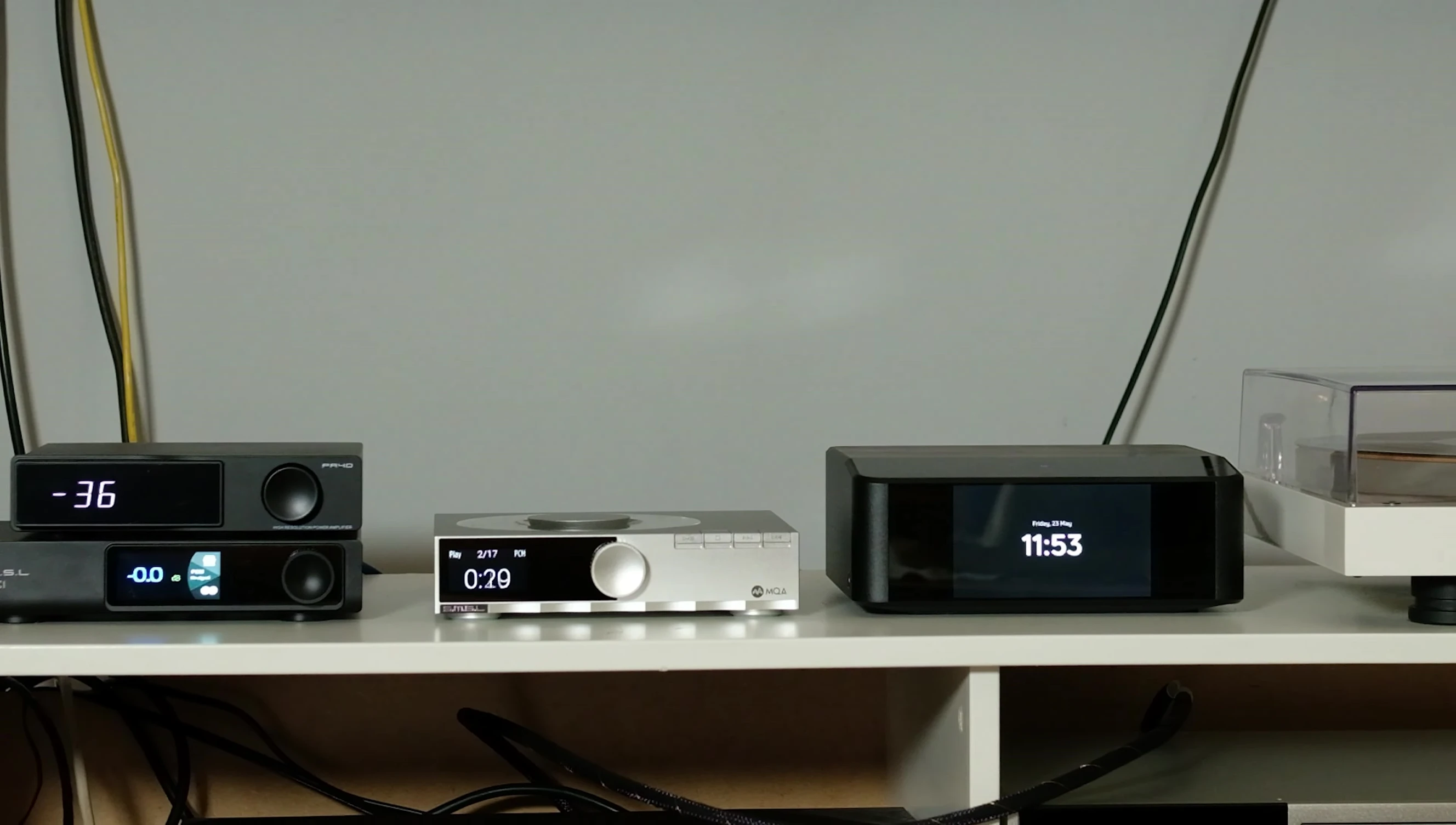 Image showcasing the rear panel of the amplifier with its simple inputs and outputs.