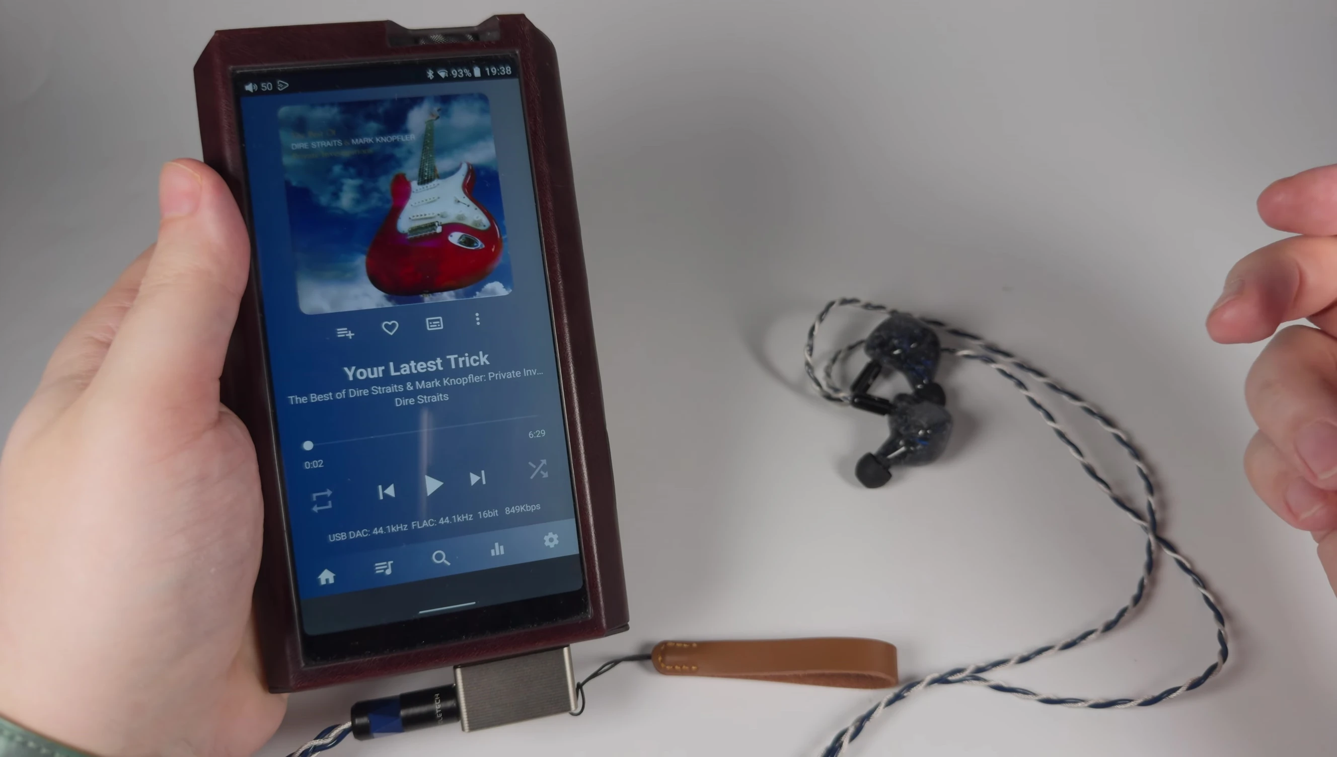 Screenshot representing the clear and detailed treble performance with a saxophone-heavy track.