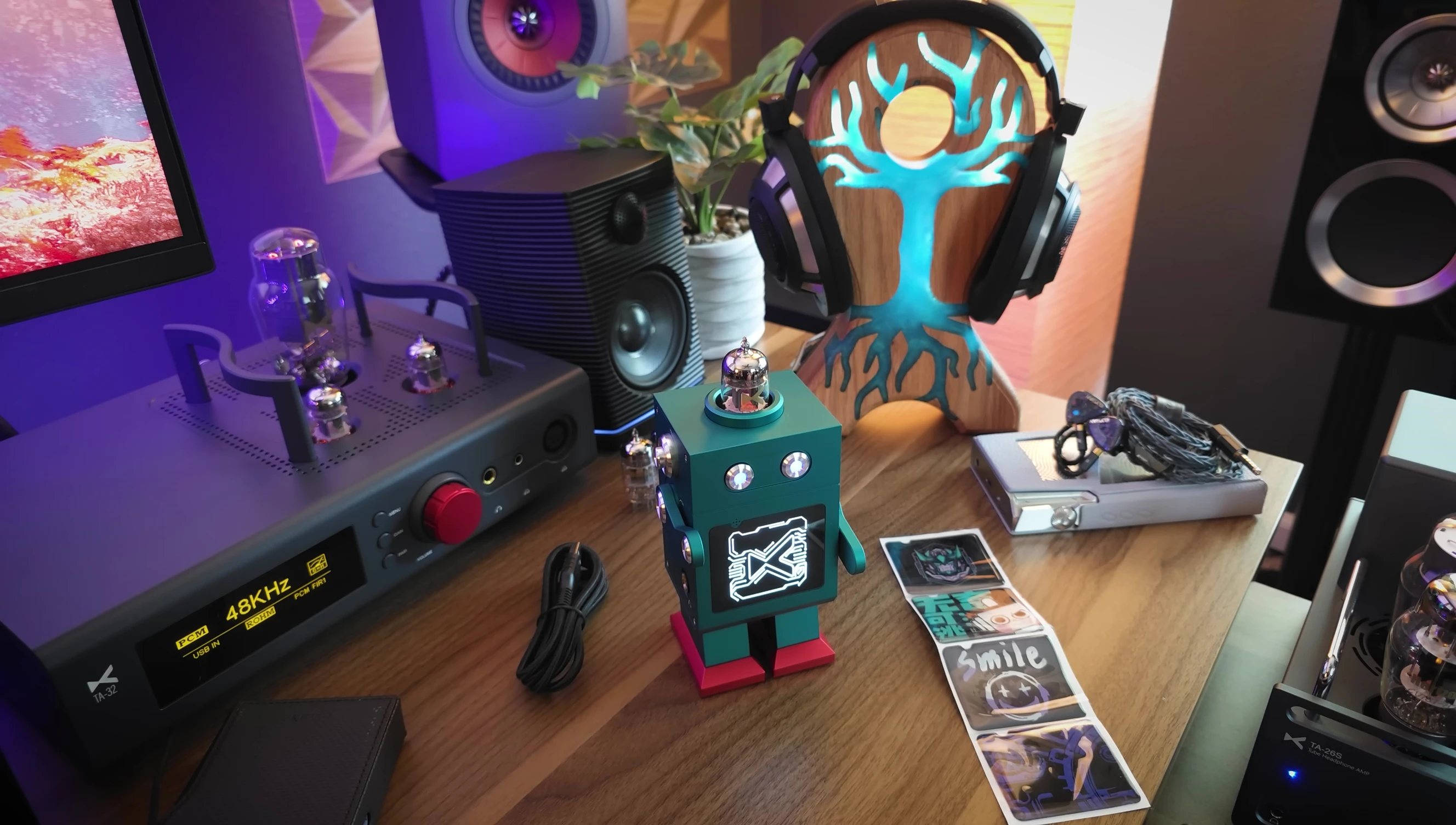 Close-up of the XDUOO XBOT DM-01 showing its unique design.