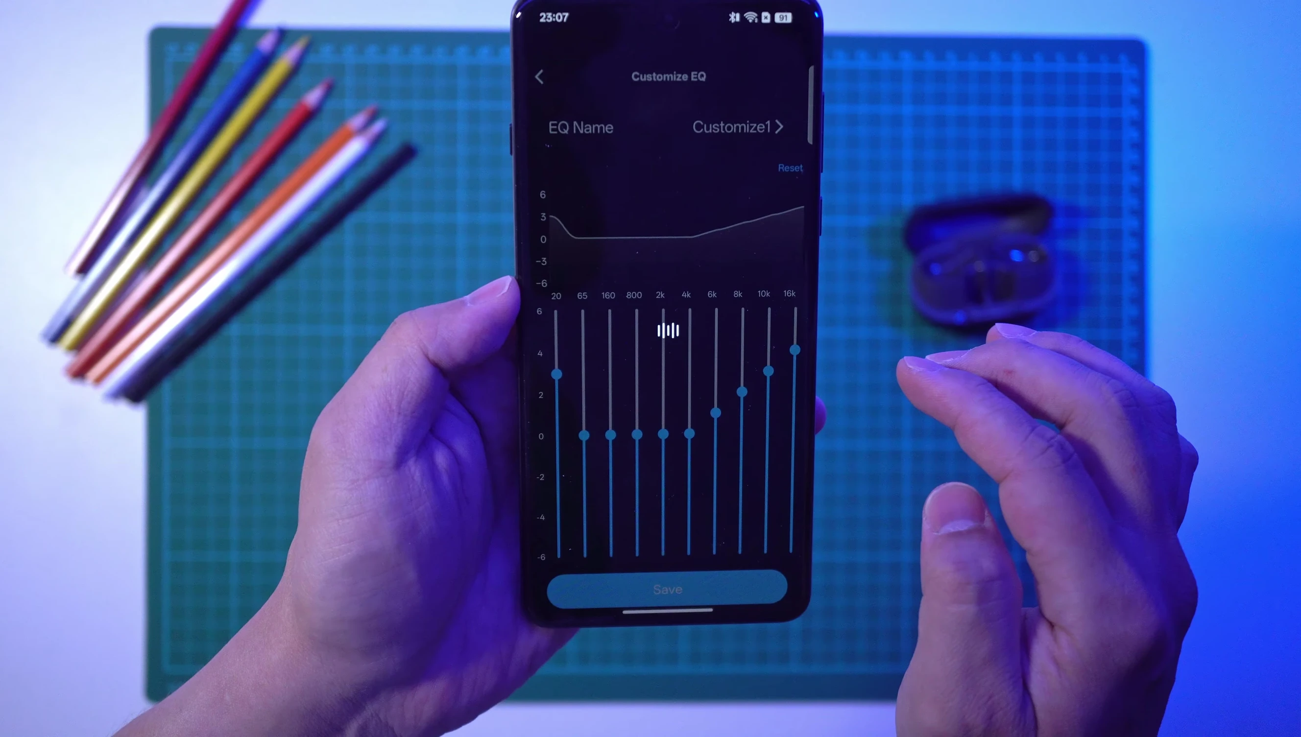 Screenshot of the SoundPEATS audio app EQ settings.