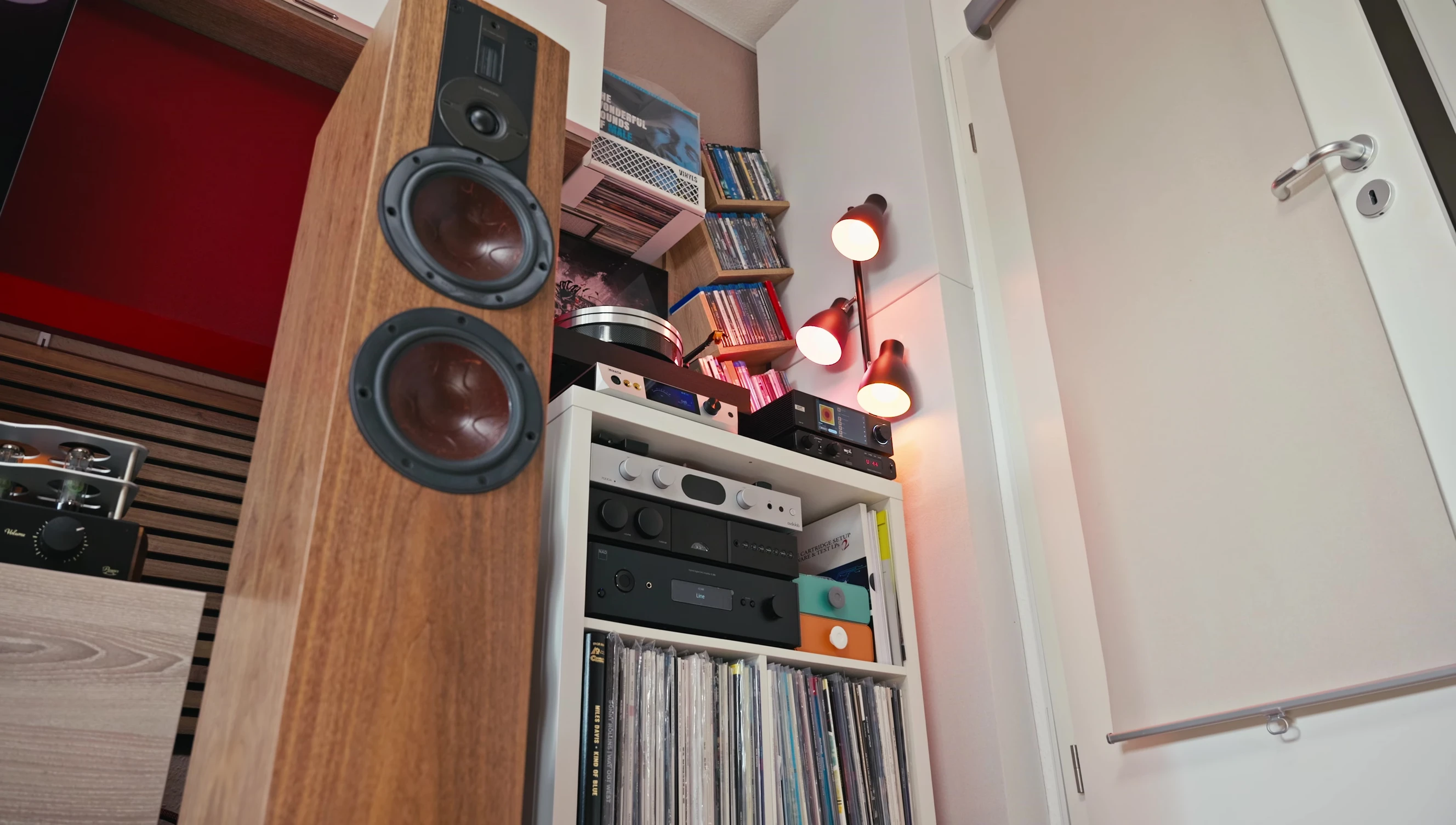 The reviewer's DALI Rubicon 6 speakers setup