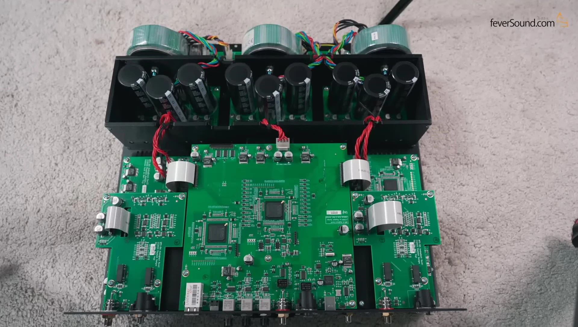 Internal view of the MPD-8AI showcasing the three toroidal transformers.
