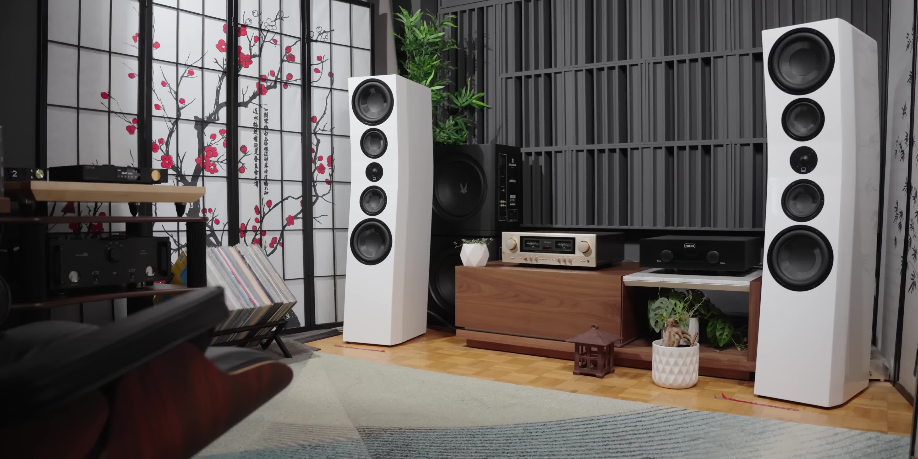 The Monitor Audio 106G speakers