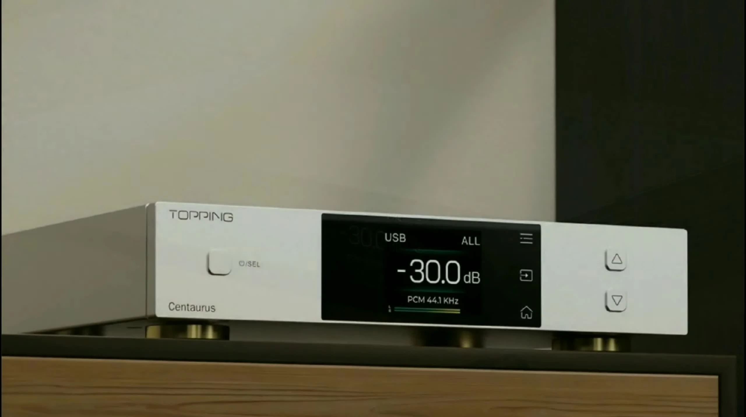 Image showcasing the Topping DX5 II