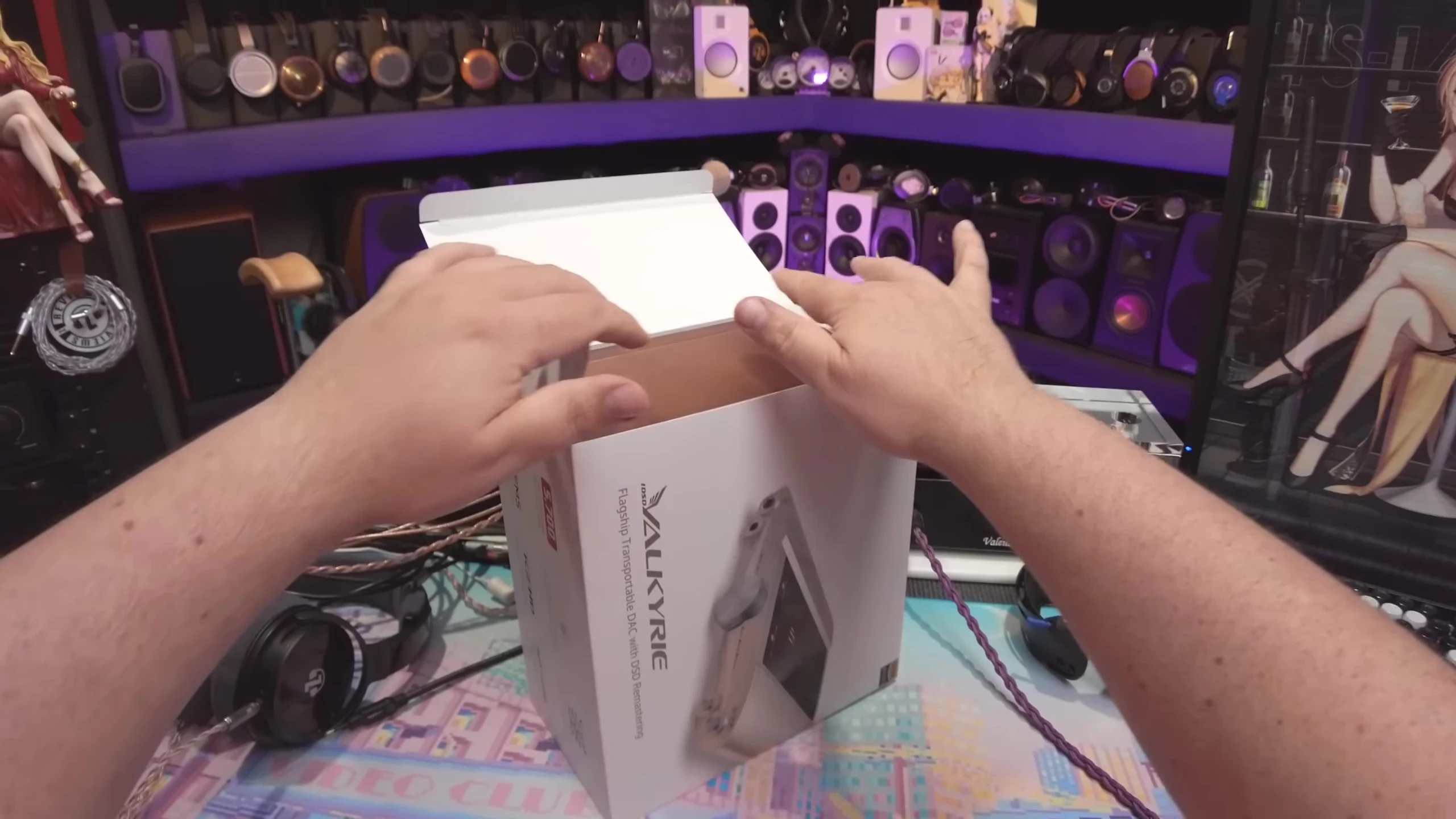 Screenshot showcasing the IFI Valkyrie’s wooden packaging.